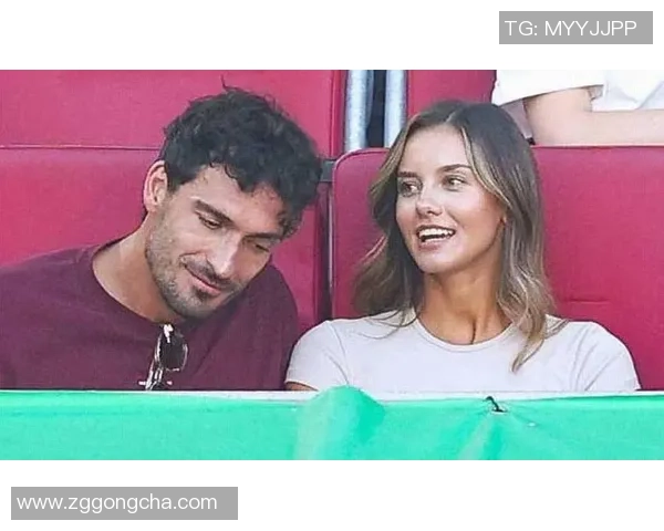 整过牙的足球明星女神们的魅力与风采揭秘 整过牙的足球明星女神们的魅力与风采揭秘