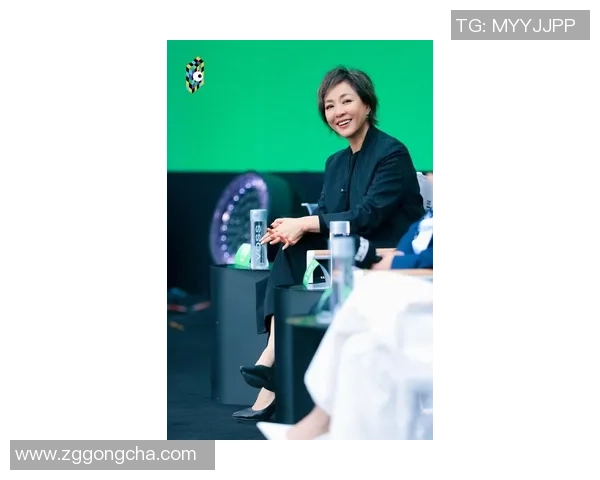 李静专访：从排球新星到传奇教练的心路历程与成长故事