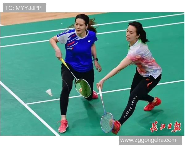 武汉羽毛球队在邀请赛中的节奏表现分析与精彩瞬间回顾